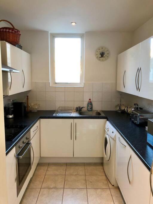 Spacious Apartment In The Heart Of Camden Town London Kültér fotó